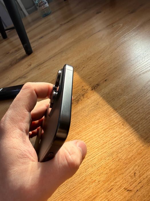 Продам Iphone 15 pro max