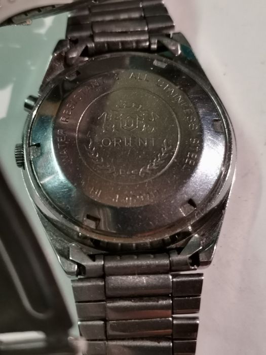 Vind ceas Orient automatic.