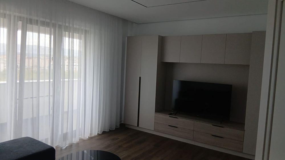 Inchiriez apartament cu doua camere nou zona Ostroveni strada Ion Creanga