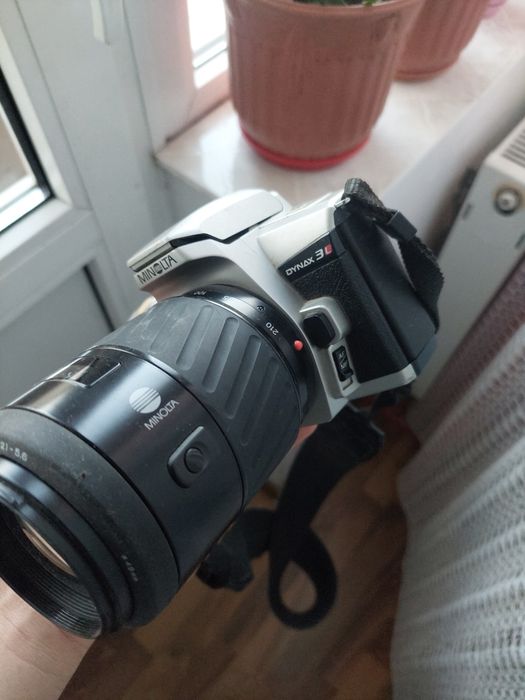 Aparat foto pe film minolta dynax 3L