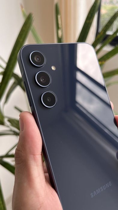 Samsung a35 5g два месяца