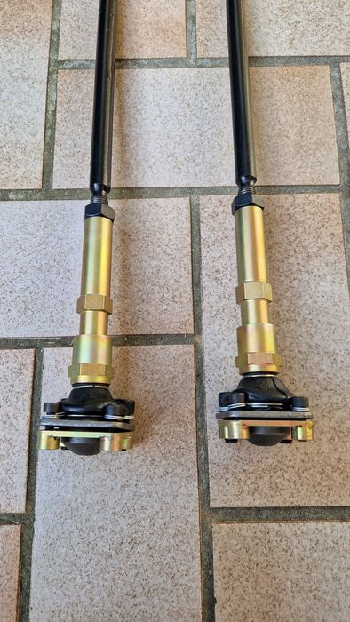 Vând set "NOU "suporți reglabili Renault 12 gordini,Dacia 1300,Sport, 1400,1310
