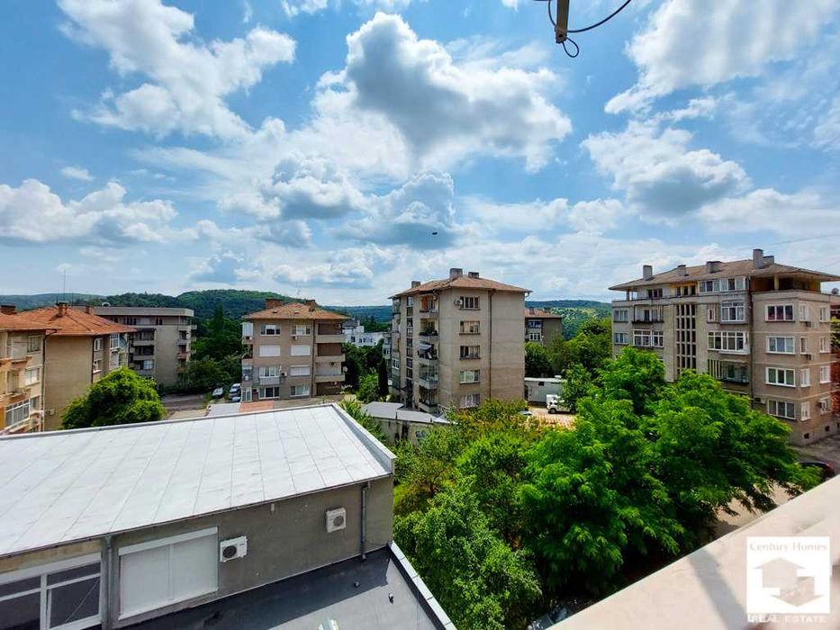 Продава се Тристаен апартамент в Велико Търново, Център - 92 кв.м за 1848 €/кв.м - Снимка #13