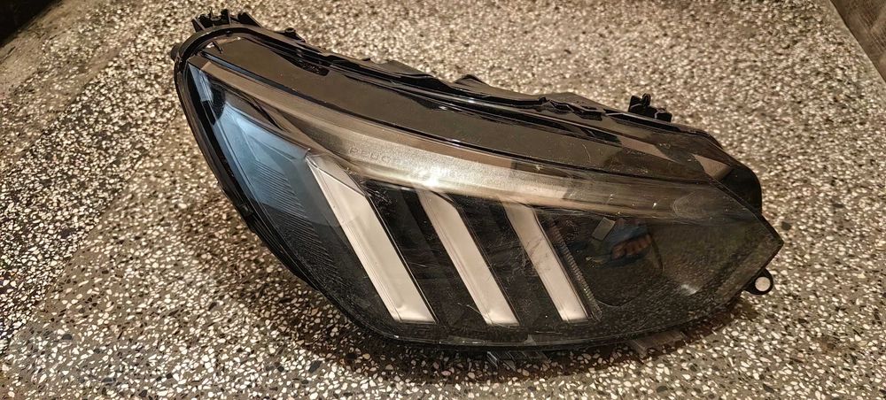 Фар за Peugeot 208 Full LED / Пежо 208 Фул Лед