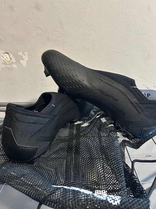 Ghete de fotbal Adidas Predator fără șiret