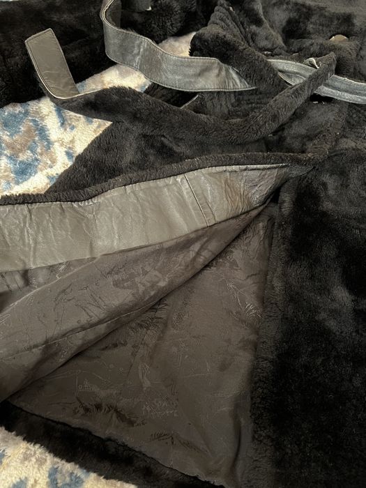 Продам мутоновую шубу