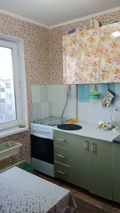 Продам 2х.ком. кв.полностью мебелированна
