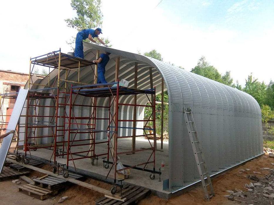 Бескаркасный арочный сборный разборный ангаров из металла