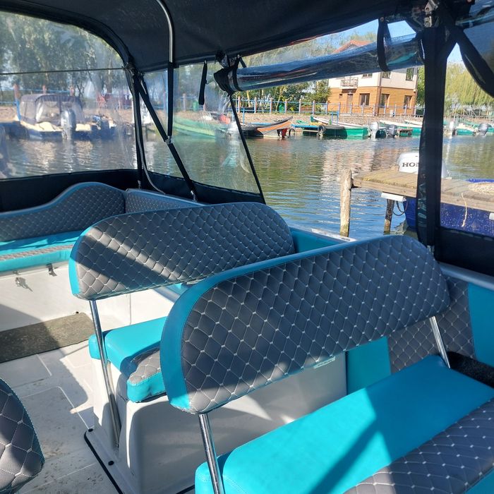 Plimbari cu barca, excursii si expeditii in Delta Dunarii.Turul deltei. Plecare din Murighiol, Mahmudia sau Sfantu Gheorghe. Excursii exclusiviste