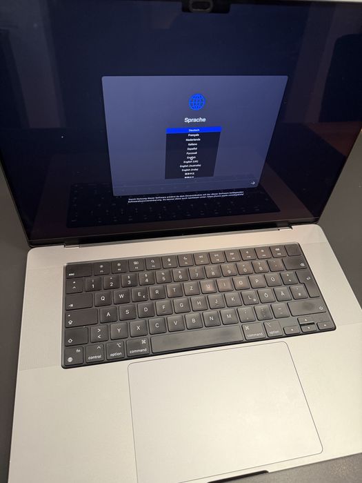 Apple MacBook Pro 16" (2021) M1 Pro, 16GB RAM, 512Gb SSD ,