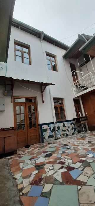 Eski Med.Institut yonida tayyor hovlicha sotiladi