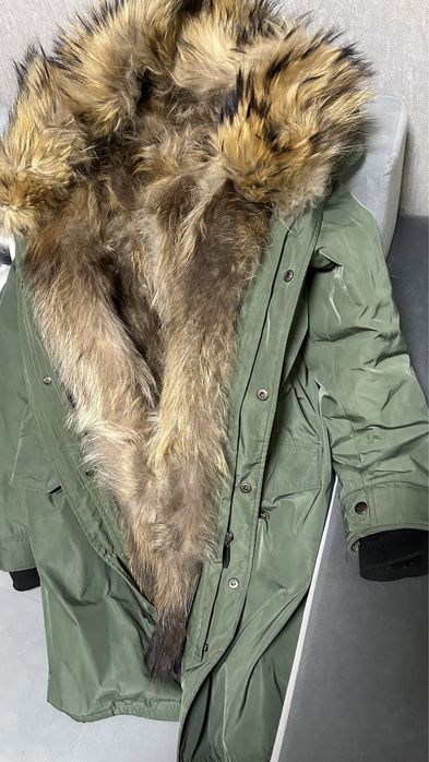 Продам парку срочно