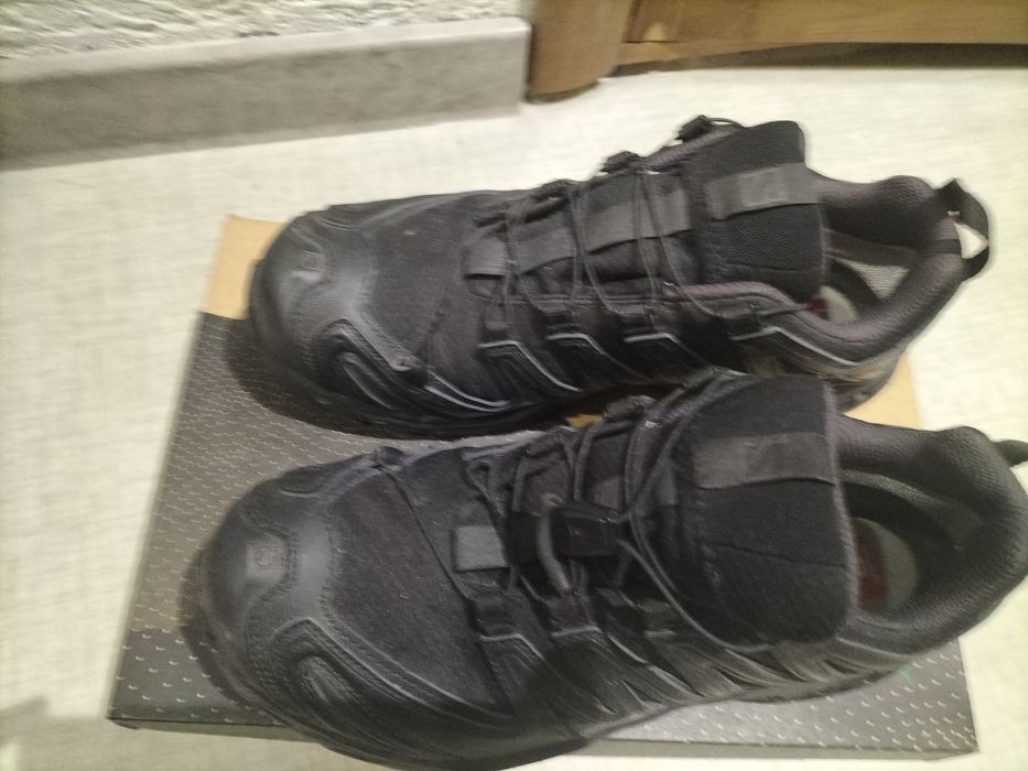 Salomon кроссовки