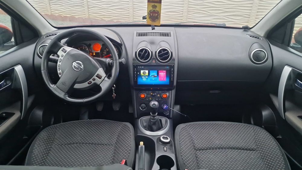 Nissan Qashqai 2.0L dci 150 cp 4x4 tekna