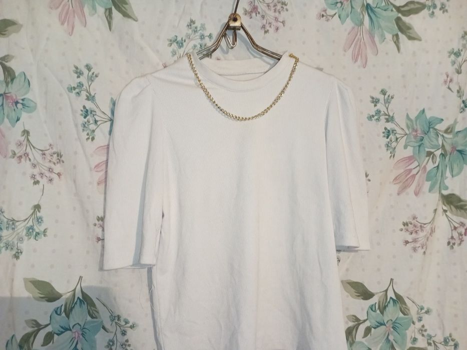 Продаю женские одежды