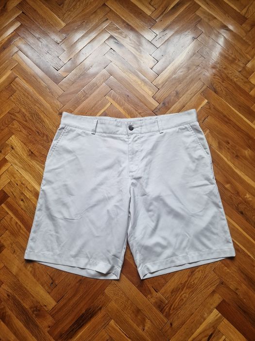 Страхотни мъжки къси панталони ADIDAS  размер 38