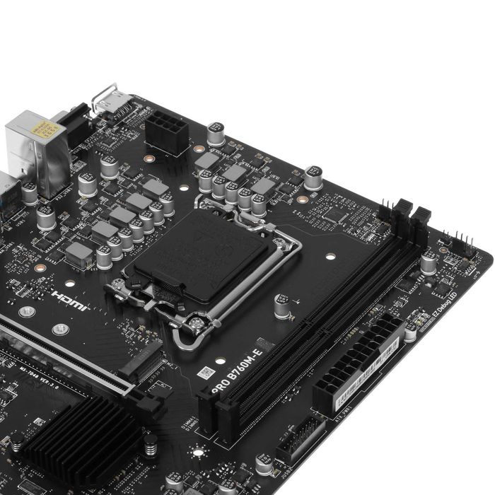 \ Материнская плата Gigabyte B760M E