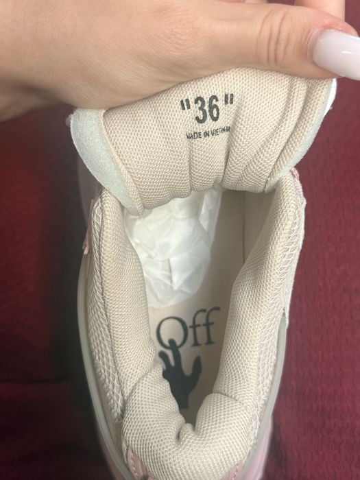 Off White ODSY 1000 PINK