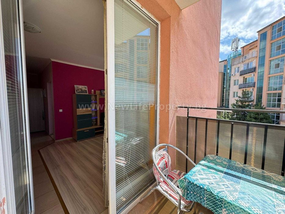 Продава се Двустаен апартамент в к.к. Слънчев бряг - 62 кв.м за 1081 €/кв.м - Снимка #9