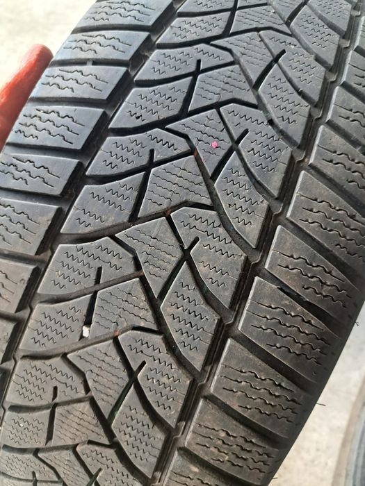 4 anvelope iarnă 255 45 r20 Dunlop