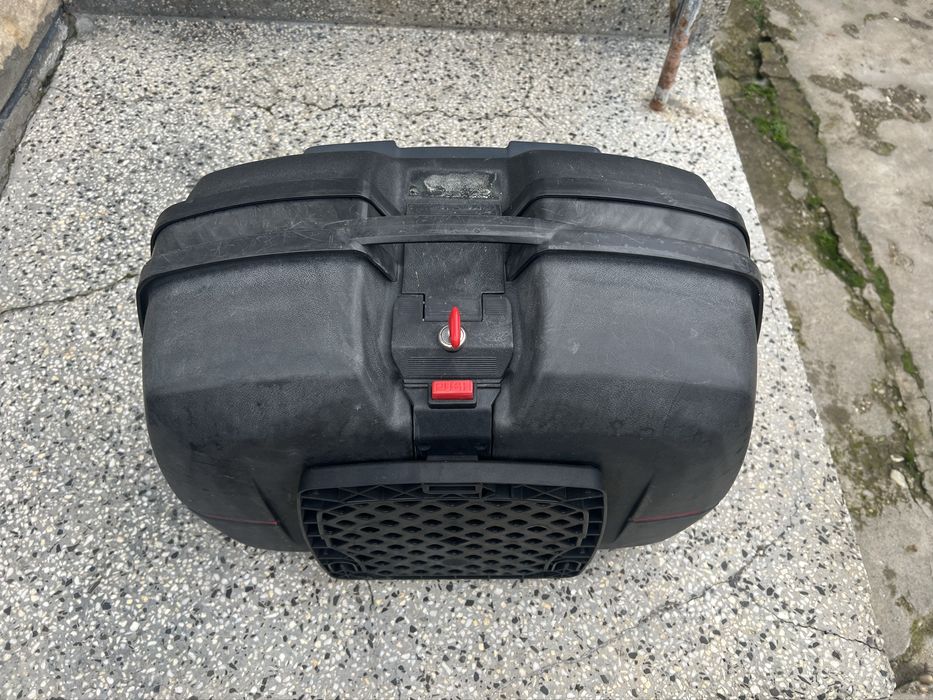 Куфар за мотор givi