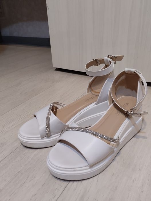 Басаножки срочно продам