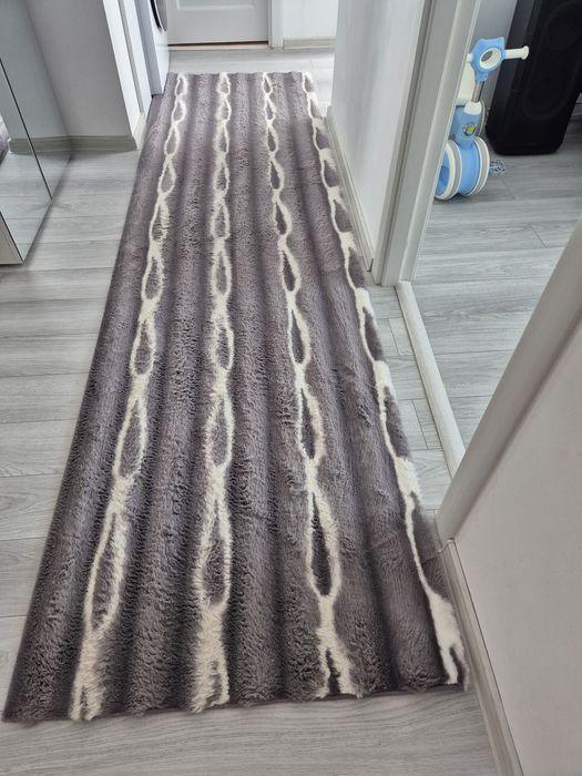 2 covoare cu fir întins 230x160 cm și 300x80 cm