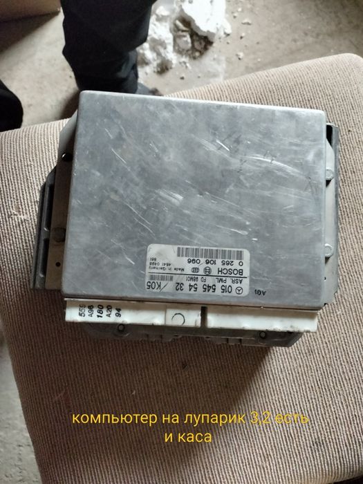На мерседес 3.2 обеом и каса есть