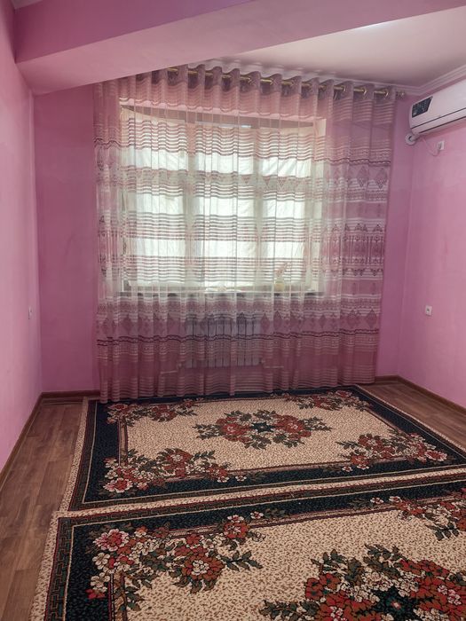 Sergeli, Quruvchi 12- metro yonida 1- xona 2 xona qilingan kvartera