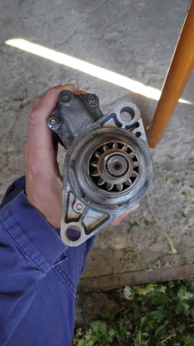 Стартер Volkswagen golf 5 plus 1.9tdi 105h.p.