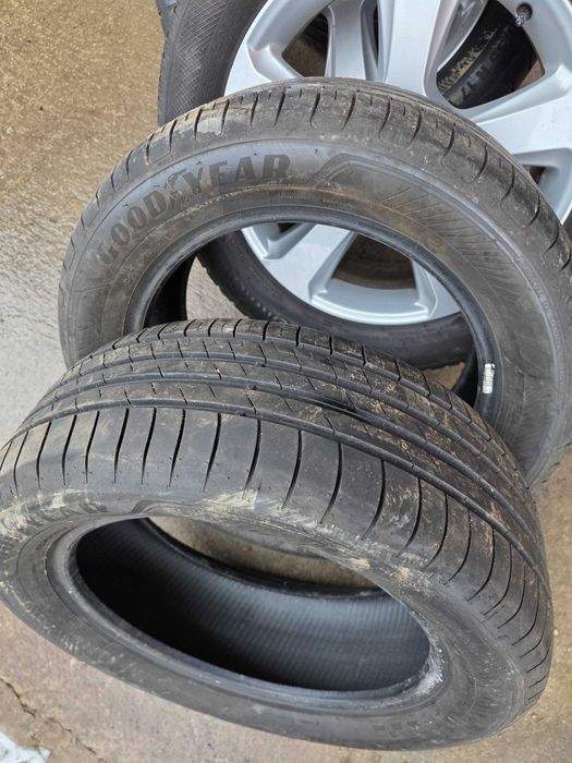 225 55 17 Goodyear Летни