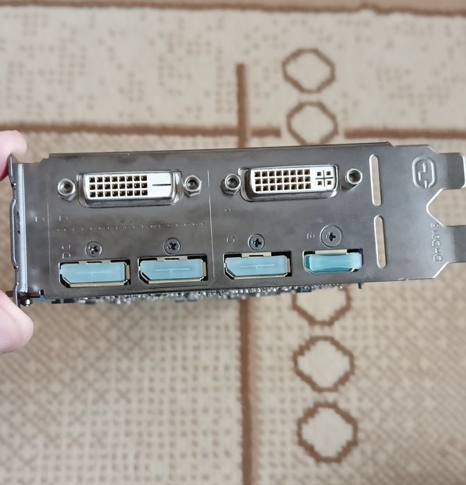 Продам видеокарту Gigabyte GTX 960 2GB