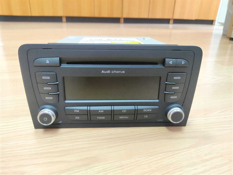 Radio CD MP3 Original Audi Chorus 2+ (8P0 035 152 E) A3 S3 TT + Cod Deblocare