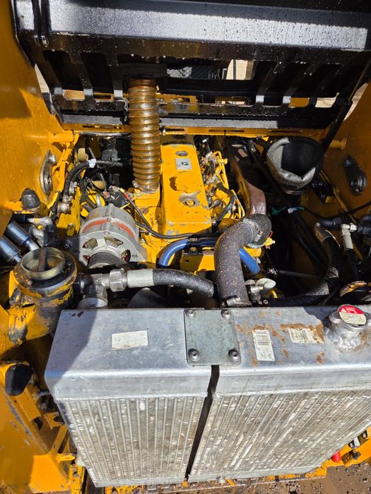 Продам минипогрузчик АНТ 1000 , 2014 год