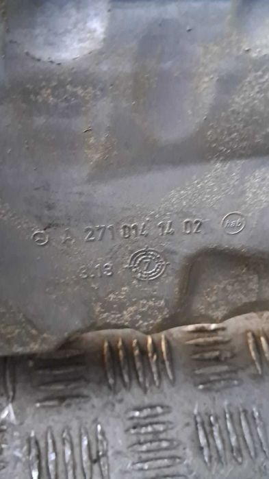 baie ulei Mercedes C200 1.8 Compresor an 2008