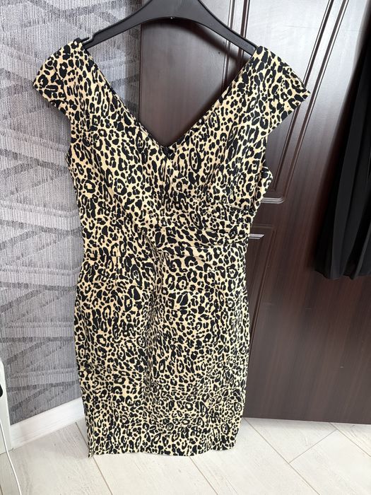 Дамски рокли като нови