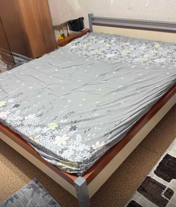 Продаю кровать двуспальная