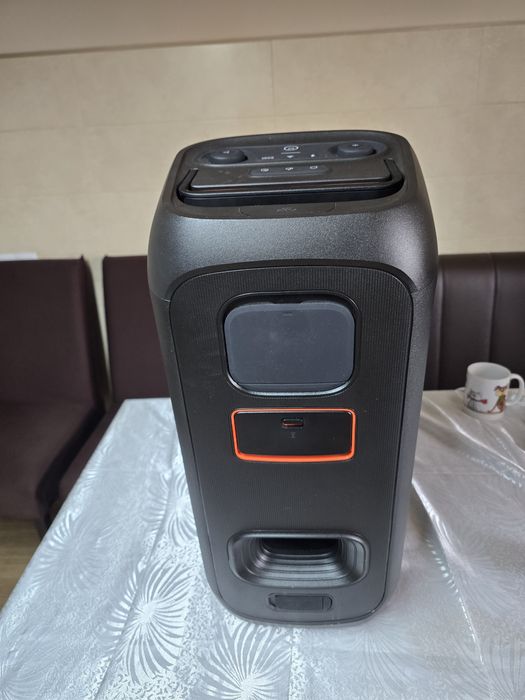 Vând boxa jbl 120 sau schimb