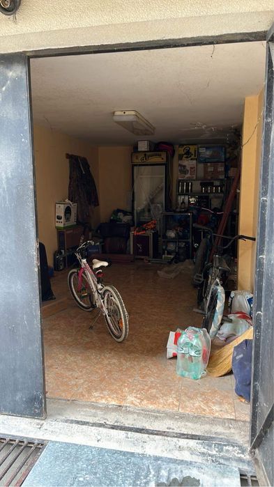 Продава се Гараж / Паркомясто в Търговище, Център - 20 кв.м за 1148 €/кв.м - Снимка #1