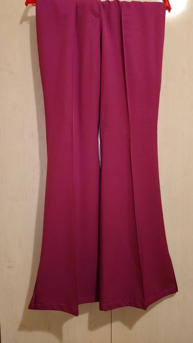 Продам женскую жилетку