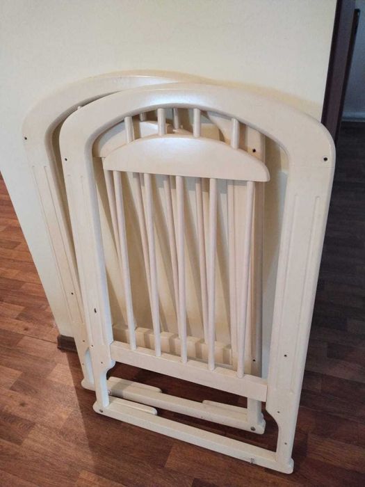 Продам манеж за 25000