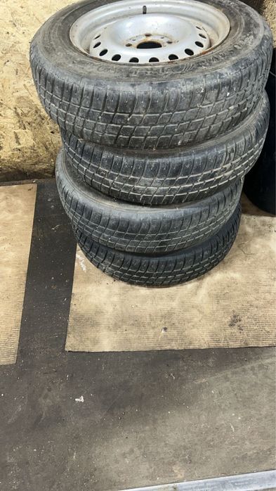 Продам летние шины 165/70/13