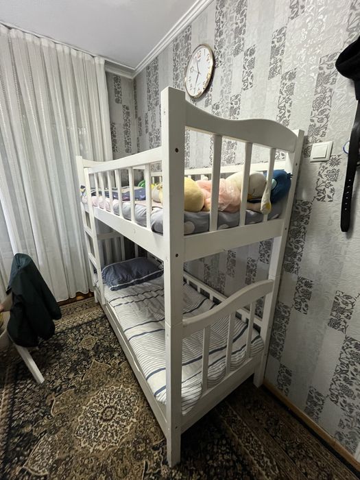 Двухярусный кровать