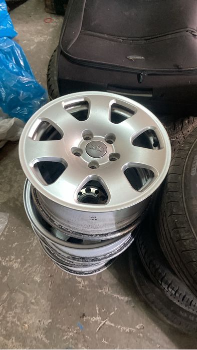 Vând jante si cauciucuri