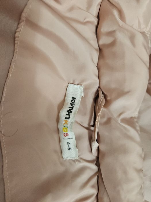 Продам демисезонные куртки для девочек