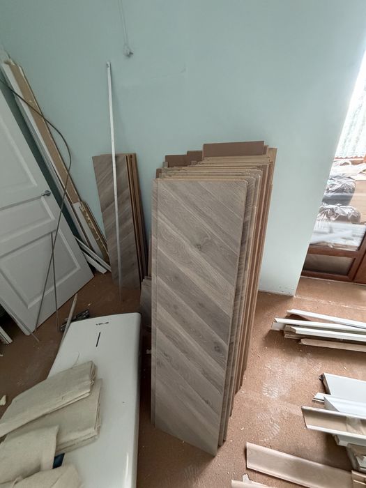 Продам ламинат б/у