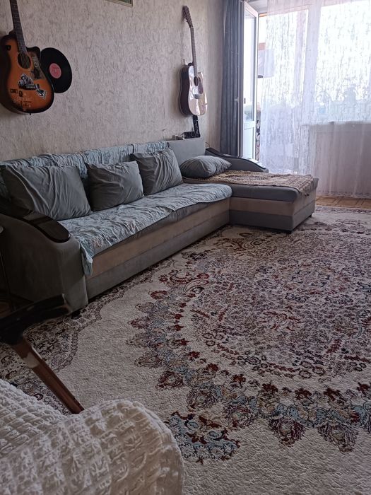 Продам диван срочно
