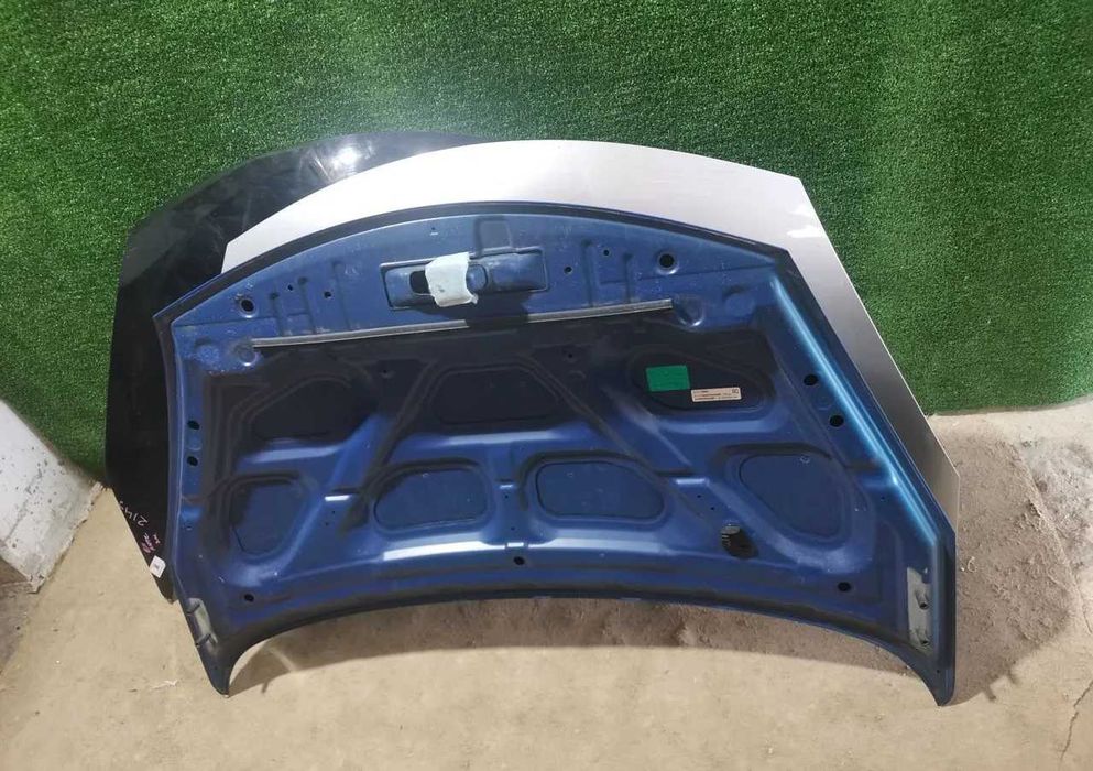 Nissan Tiida Note Капот оригинальный