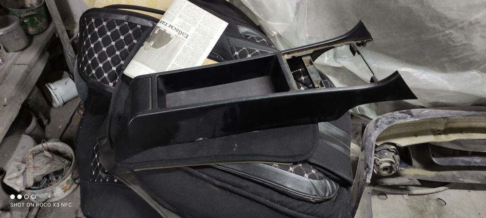 Консоль на Mercedes Benz C 202