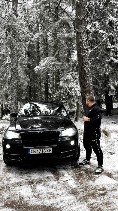 Продавам  си личният автомобил BMW X5 E70